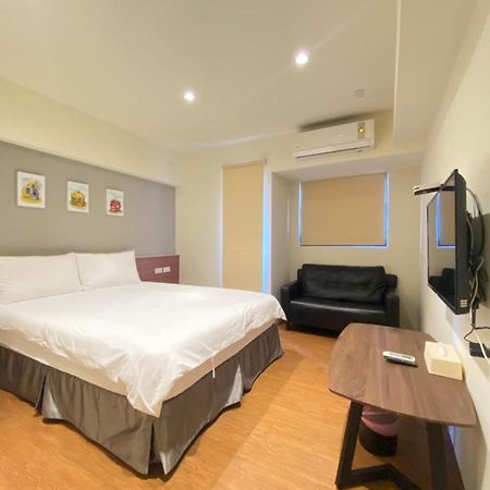 Fj Minihouse Apartamento Taichung Exterior foto