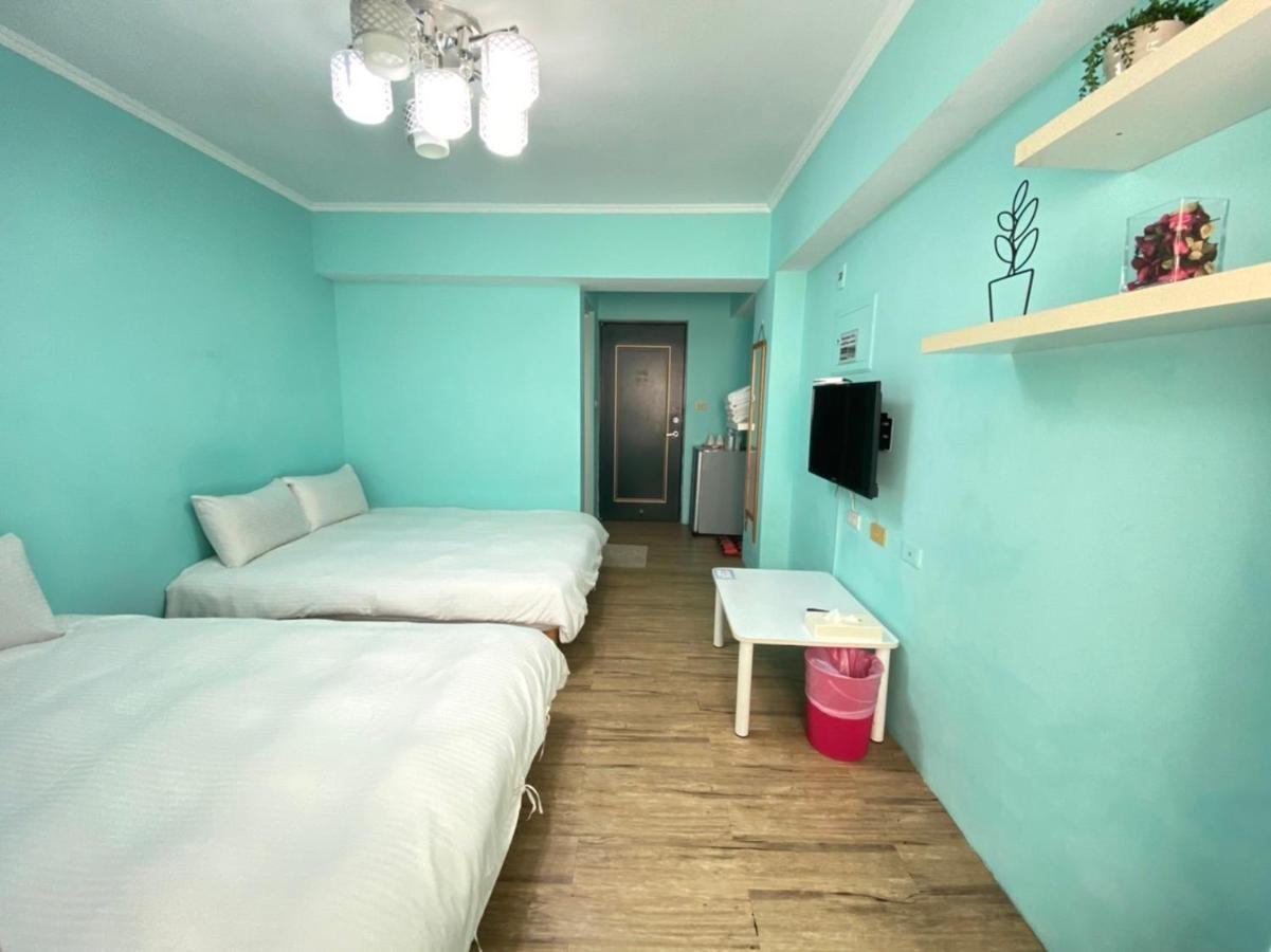 Fj Minihouse Apartamento Taichung Exterior foto